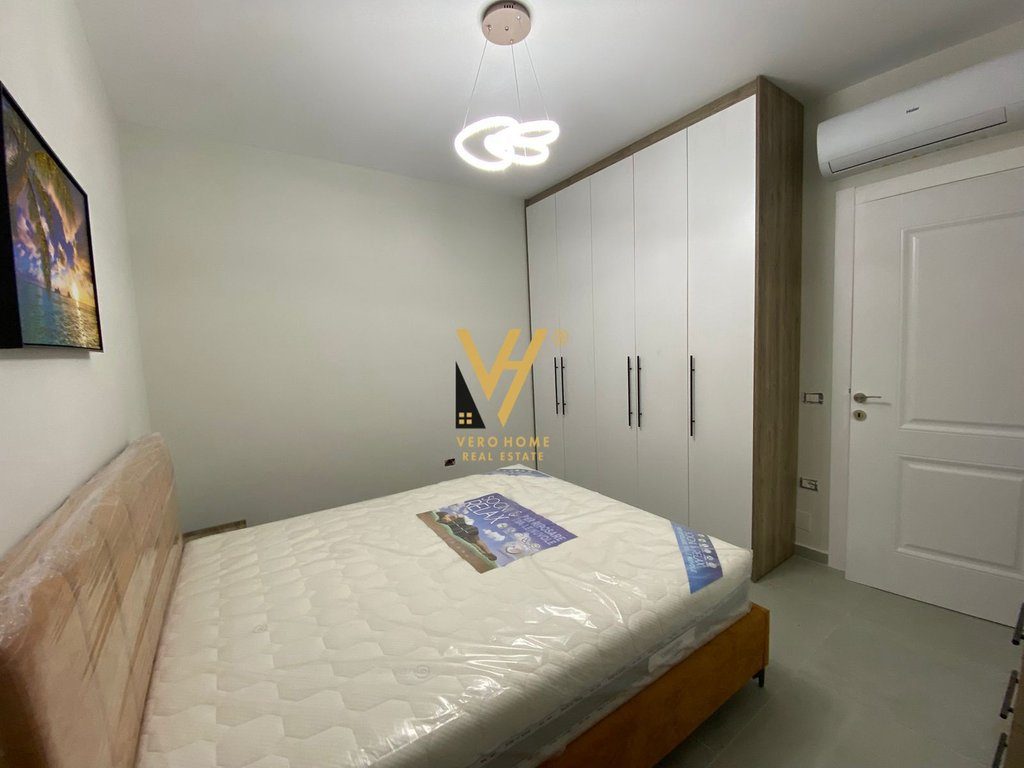 JEPET APARTAMENT 2+1+BLK ME QERA TE RRUGA E DURRESIT 850 EURO 2