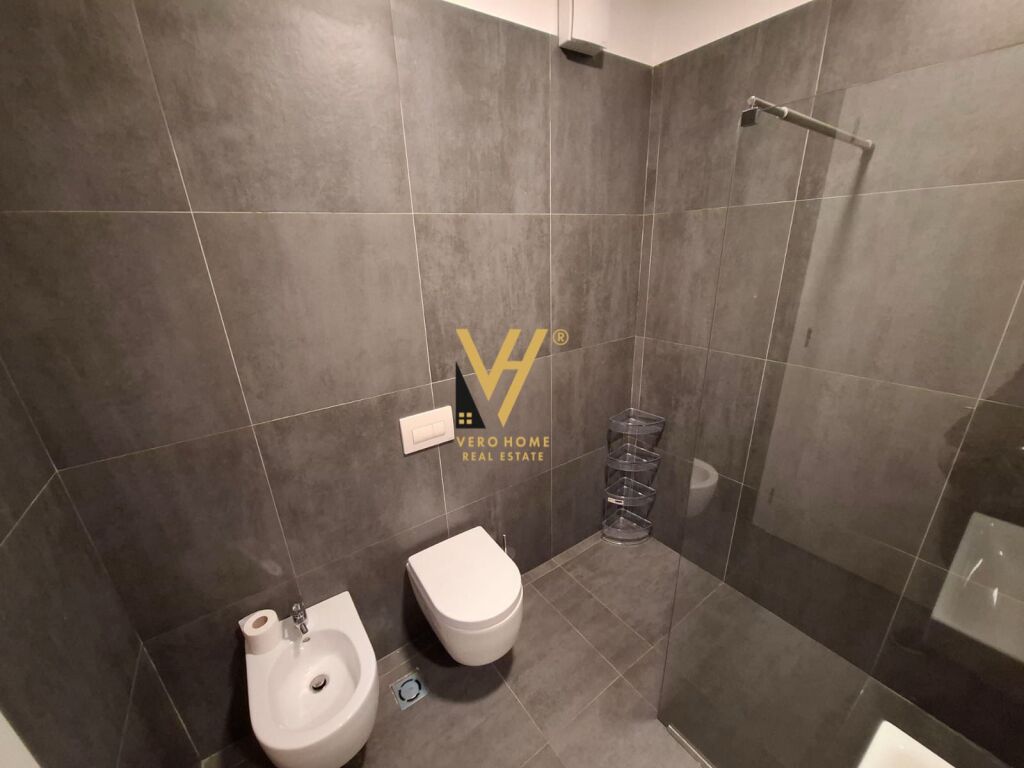 JEPET APARTAMENT 1+1+BLK ME QERA TE KOMPLEKSI DELIJORGJI 600 EURO 4