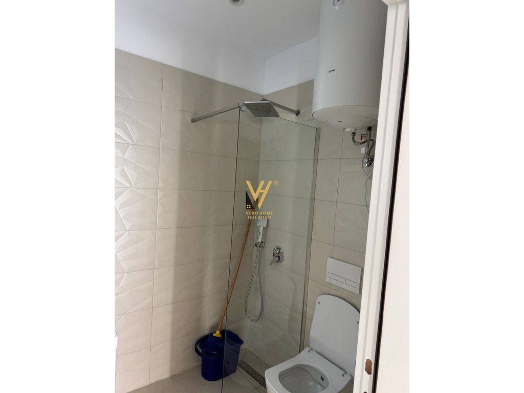 JEPET APARTAMENT 1+1+BLK ME QERA TE 5 MAJI 50.000 LEKE 4