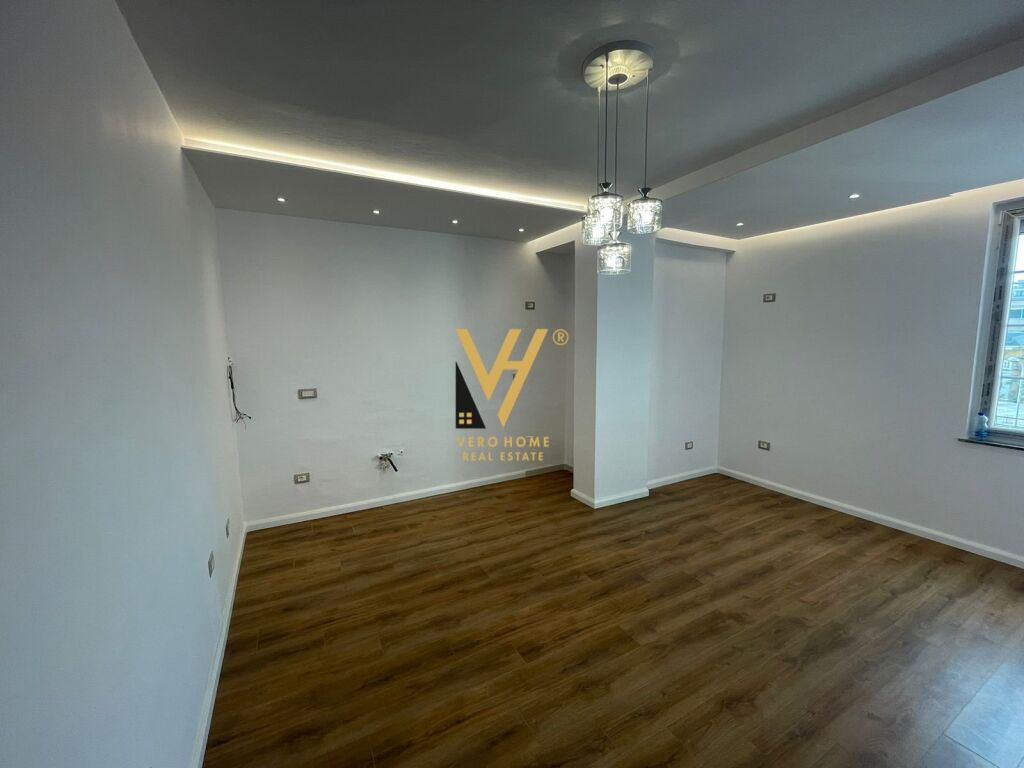 Shitet Apartament 2+1+ballkon te Rruga Irfan Tomini 103 m2 2