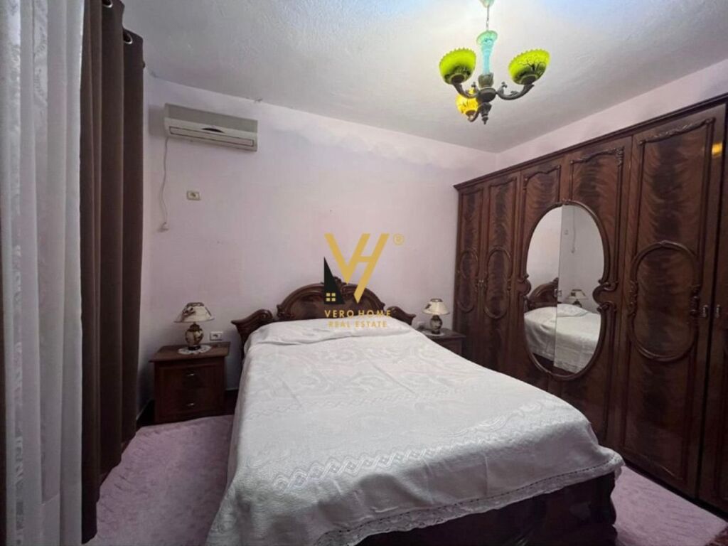 Jepet Apartament 2+1+ballkon me qera ne Laprake 120 m2