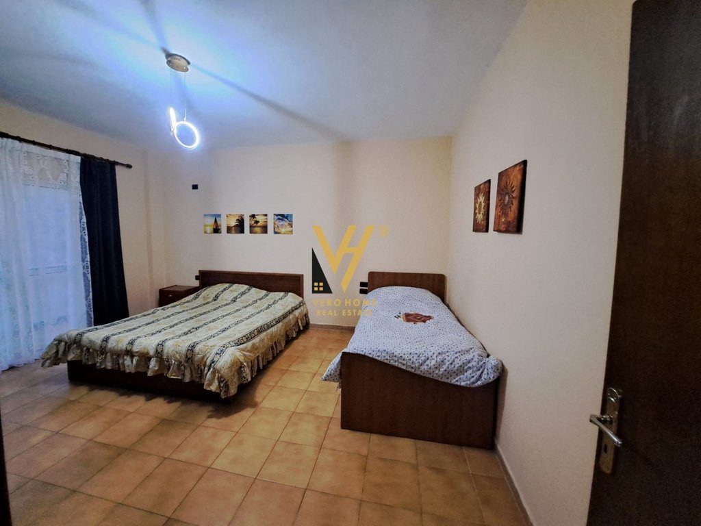 JEPET APARTAMENT 1+1+BLK ME QERA TE RRUGA MYSLYM SHYRI 45.000 LEKE 4