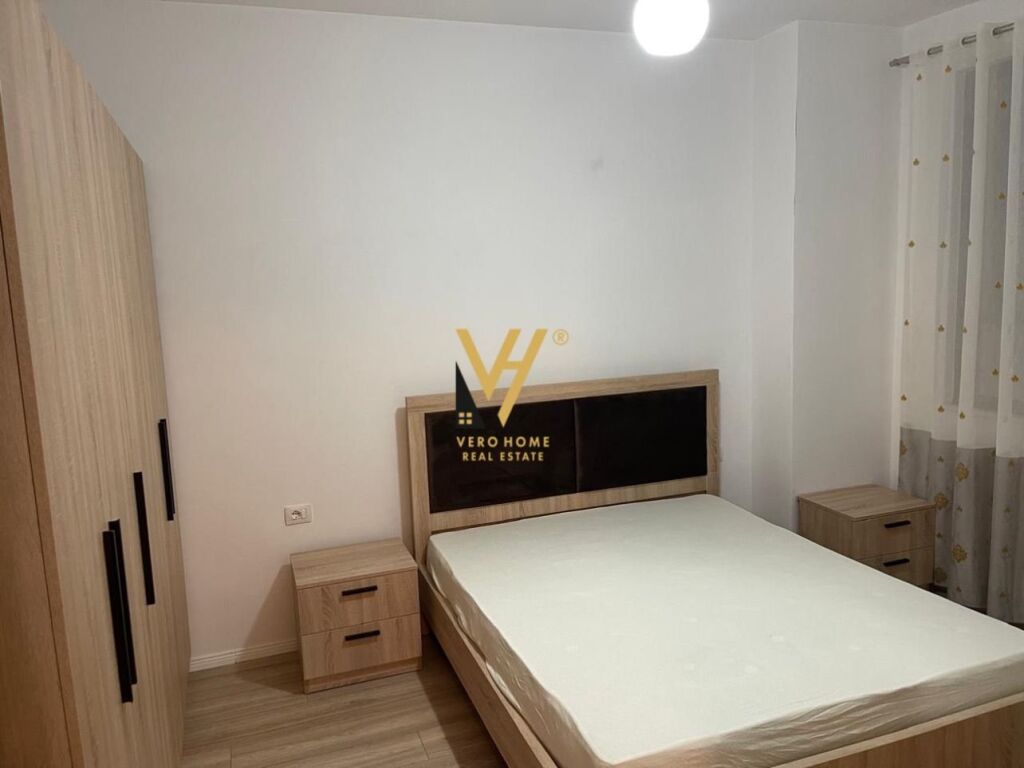Jepet Apartament 1+1+ballkon me qera te Rruga Siri Kodra 75 m2 4