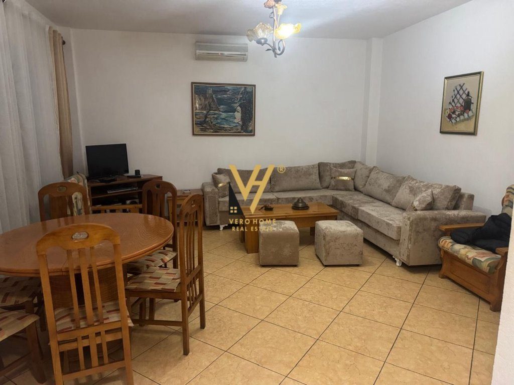 JEPET APARTAMENT 2+1+OBORR ME QIRA TE KODRA E DIELLIT 50.000 LEKE