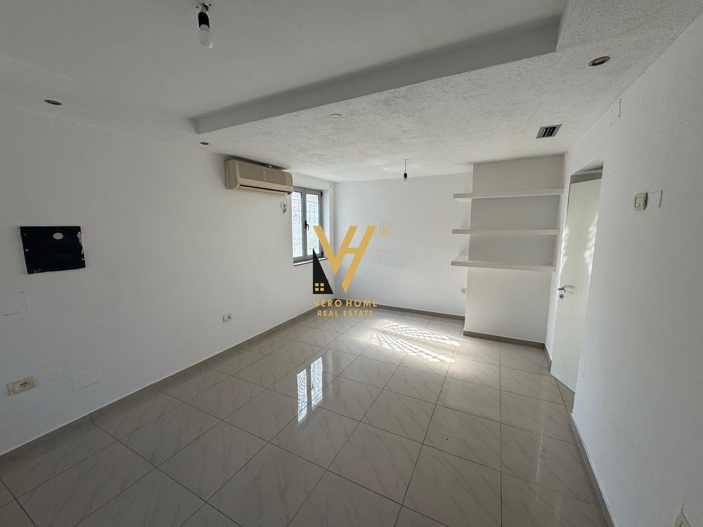 JEPET ZYRE 100 M2 ME QIRA TE MINE PEZA 800 EURO 4