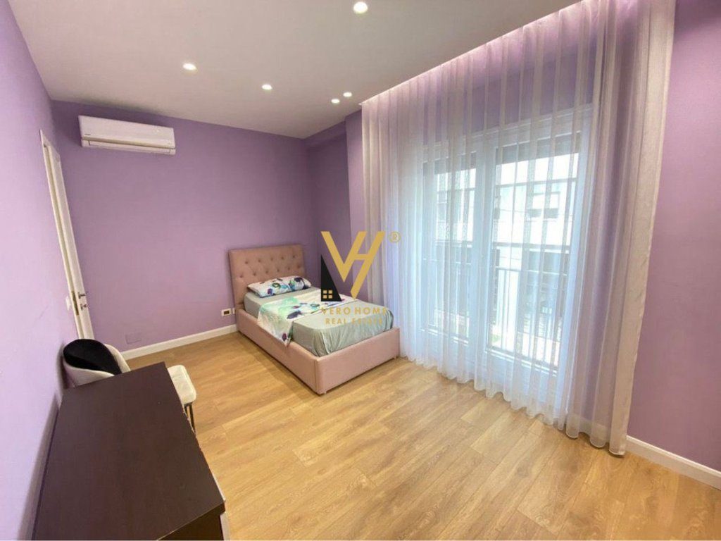 JEPET APARTAMENT 2+1+2 ME QERA TE RRUGA E DIBRES 800 EURO 4