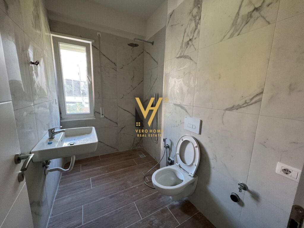 Jepet zyre me qera te Rruga Kosovareve 70 m2 3