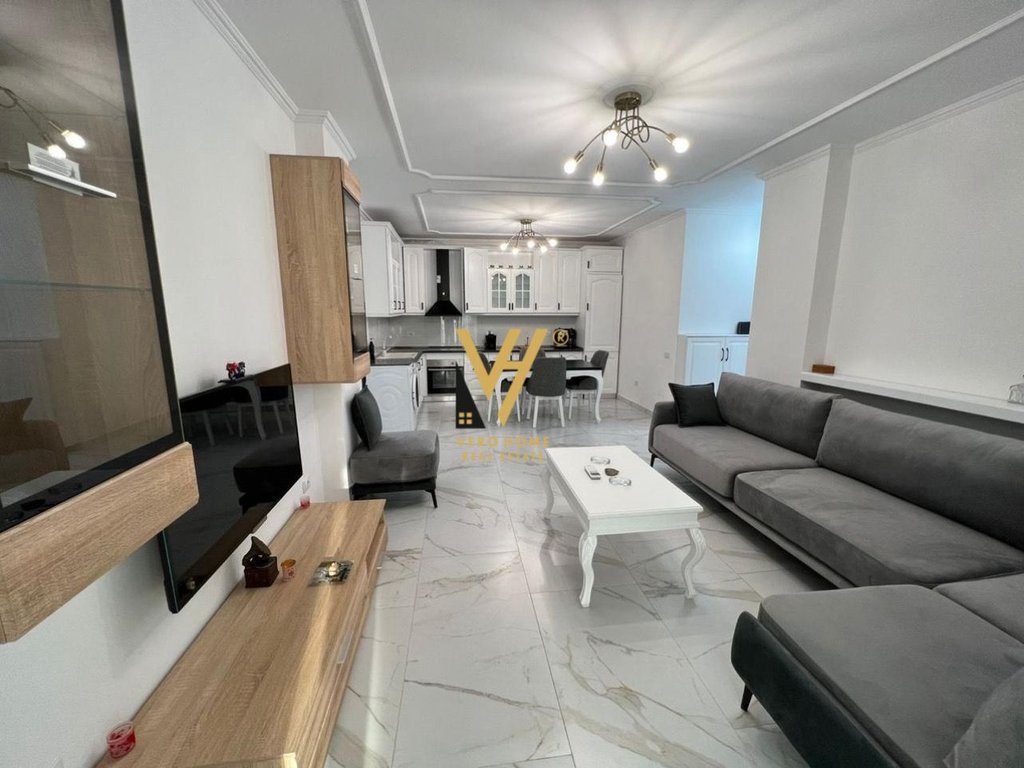 JEPET APARTAMENT 2+1+2+BLK ME QIRA TE SHESHI WILSON 1.200 EURO