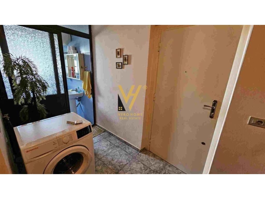 Shitet Apartament 1+1+ballkon te Ali Demi 56 m2 2