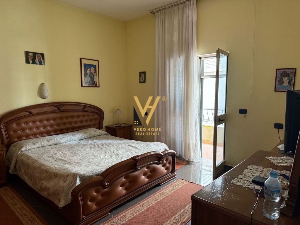 SHITET VILE TRE KATESHE NE SHKOZET, DURRES 400.000 EURO 4