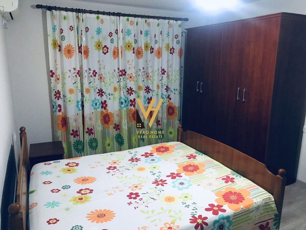 JEPET APARTAMENT 2+1 ME QERA TE RRUGA NDRE MJEDA 50.000 LEKE 4