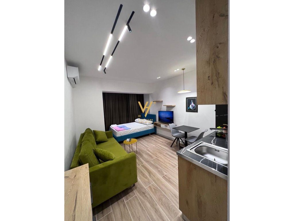 JEPET GARSIONERE 50 M2 ME QERA TE KOMUNA E PARISIT 45.000 LEKE
