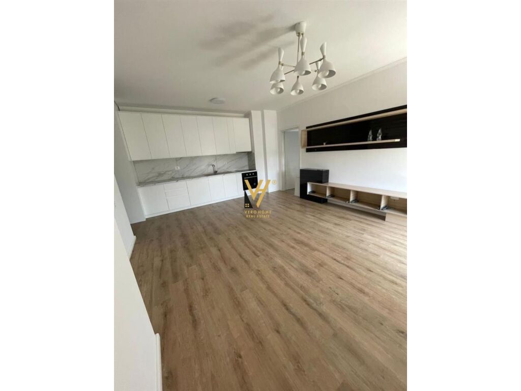 Jepet Apartament 2+1+2+ballkon me qera te Ali Demi 105 m2 2