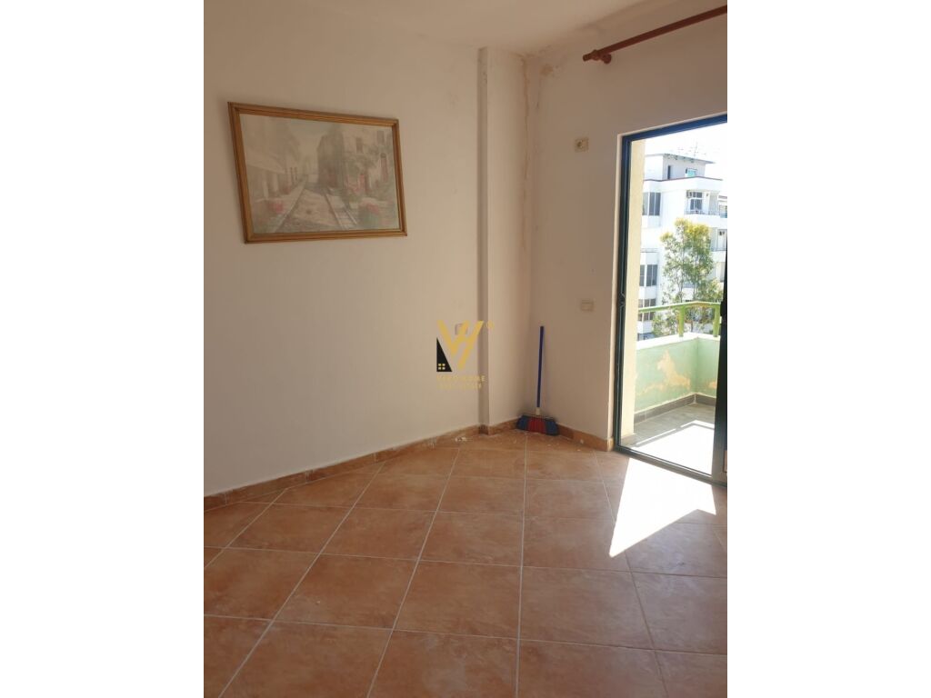 Shitet Apartament 1+1+post parkimi ne Golem , Pran Bonita Residence 47 m2 2