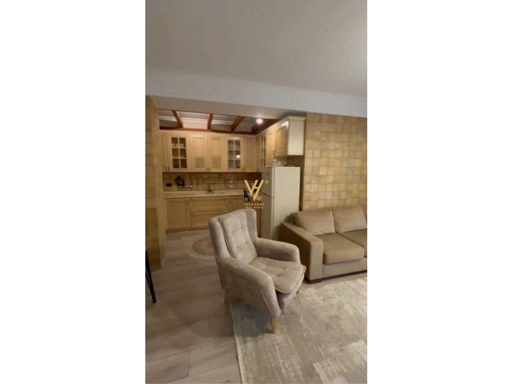 SHITET APARTAMENT 1+1+GARSIONERE NE QENDER 340.000 EURO 2