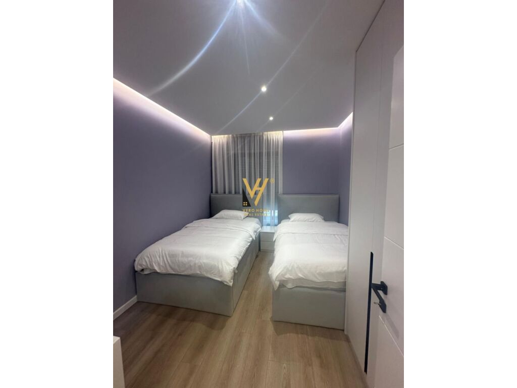 Jepet Apartament 2+1+2+ballkon me qera te Bulevardi i Ri 98 m2 4