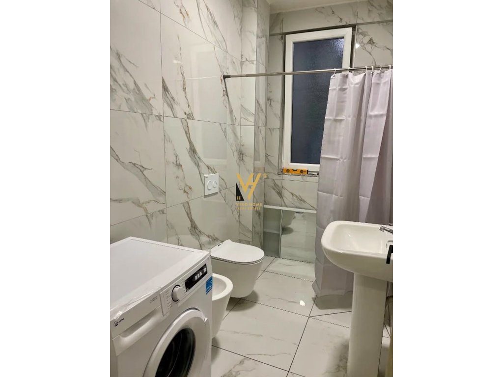 JEPET APARTAMENT 1+1+BLK ME QERA NE PASKUQAN 450 EURO 4