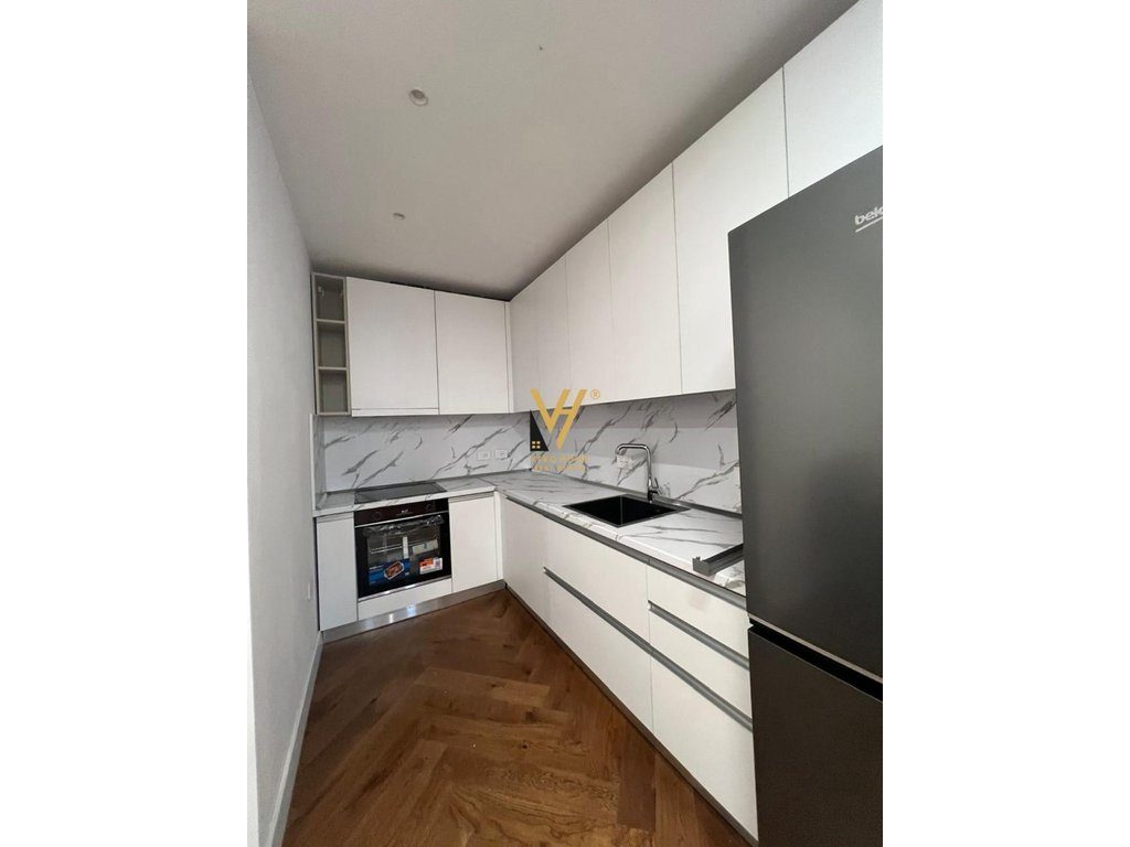 JEPET APARTAMENT 2+1+2+BLK ME QIRA TE RRUGA E DURRESIT 1.200 EURO 3