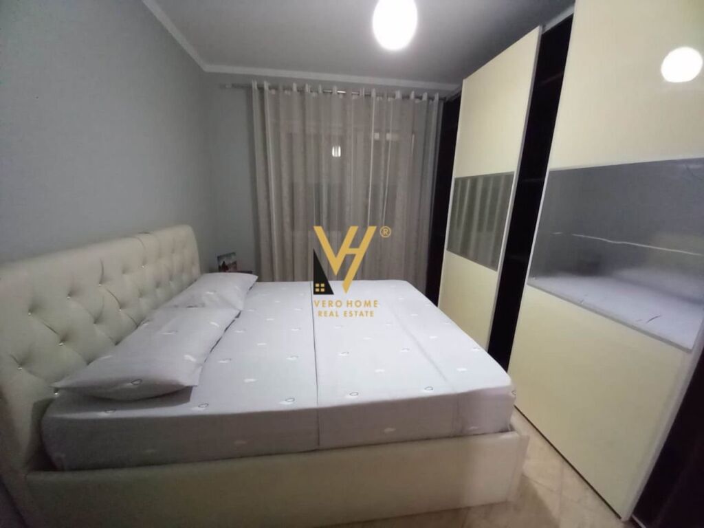 Jepet Apartament 1+1+ballkon me qera te Kodra e Diellit 1 , 80 m2 3
