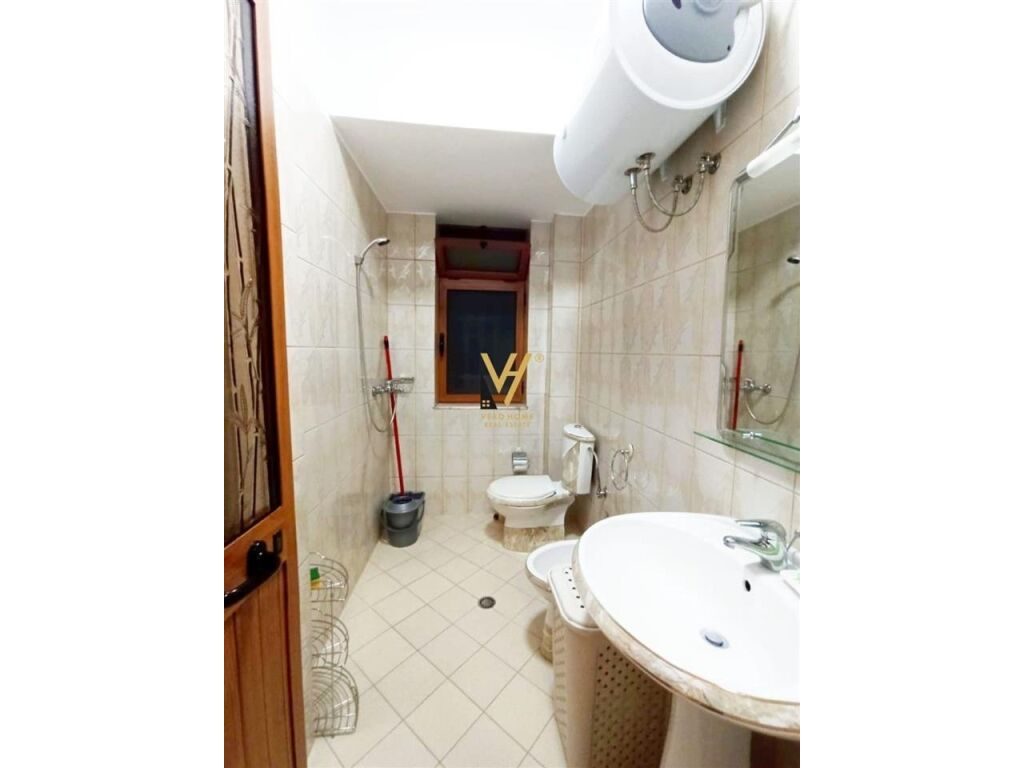 Jepet Apartament 2+1+ballkon me qera te Sheshi Willson 90 m2 4