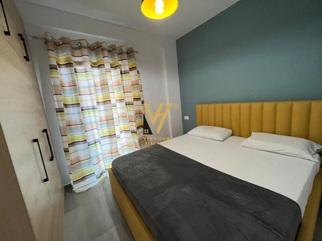 JEPET SHTEPI PRIVATE ME QIRA NE SELITE 60.000 LEKE 3