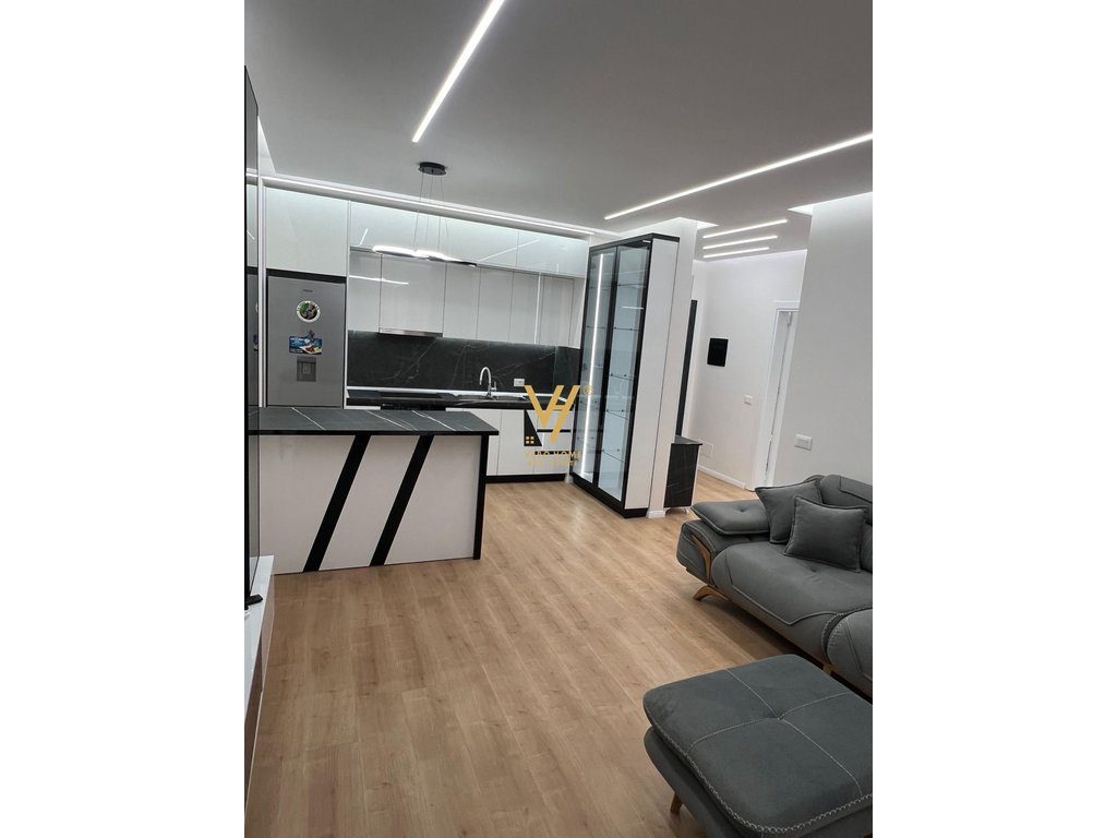 JEPET APARTAMENT 1+1+BLK ME QERA NE INSTITUT 55.000 LEKE 3