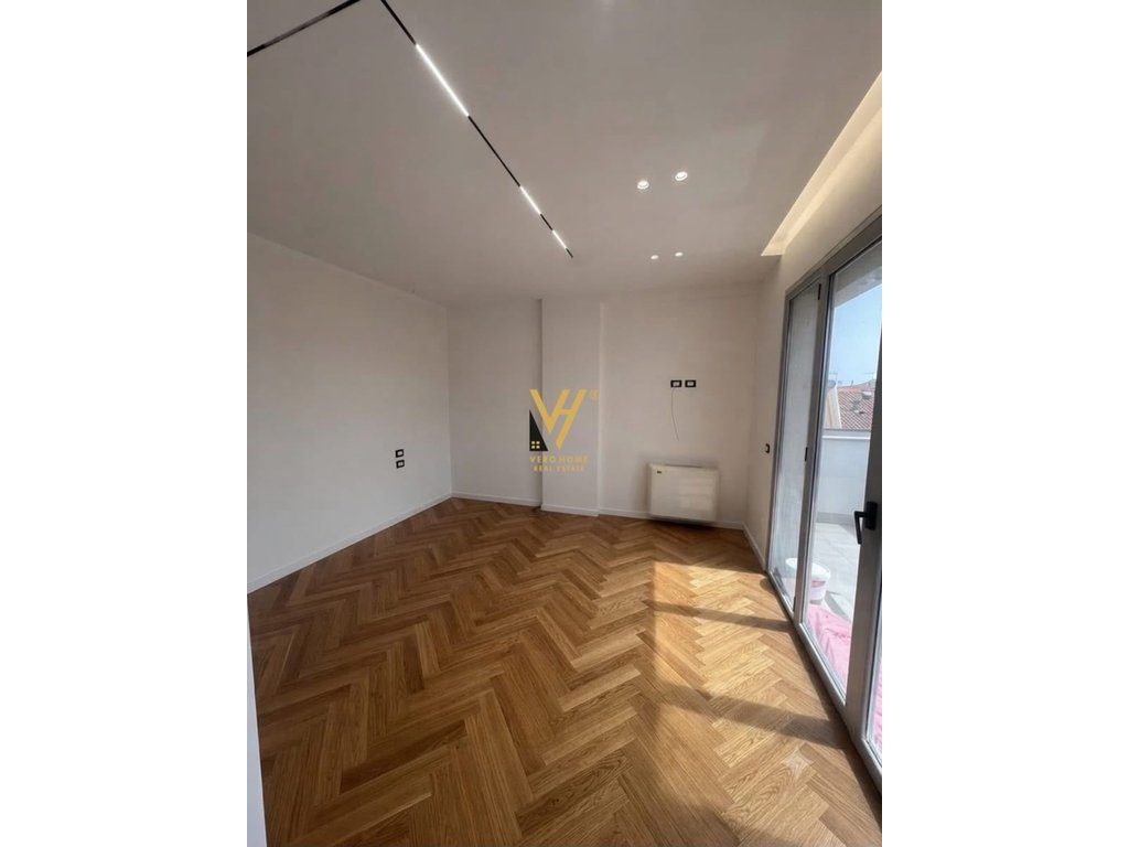 SHITET APARTAMENT 1+1+BLK TE 21 DHJETORI 178.000 EURO 1