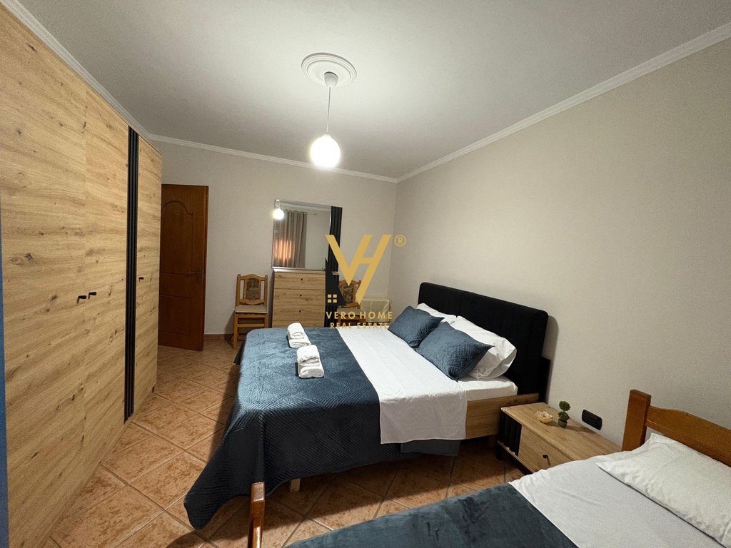 JEPET APARTAMENT 1+1 ME QERA NE LAPRAKE 45.000 LEKE 4