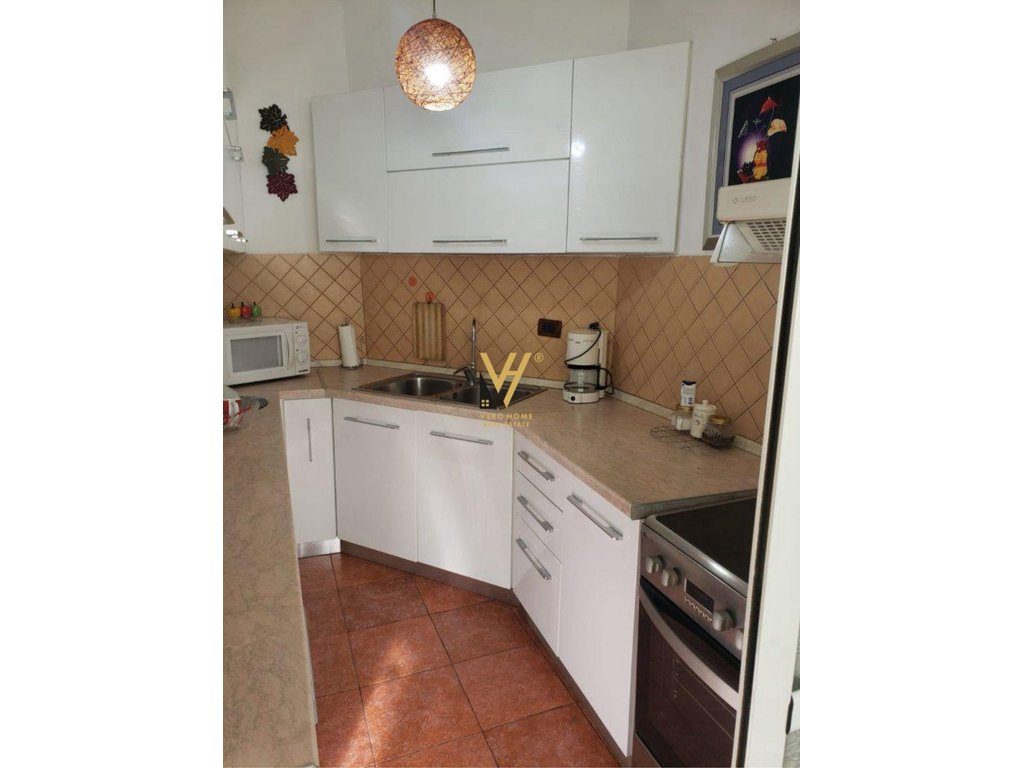 JEPET APARTAMENT 2+1+2BLK ME QERA TE KOMUNA E PARISIT 650 EURO 2