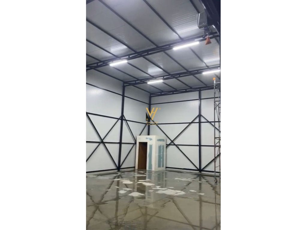 JEPET KAPANON 150M2 ME QERA TEK QTU 1.200 EURO 1