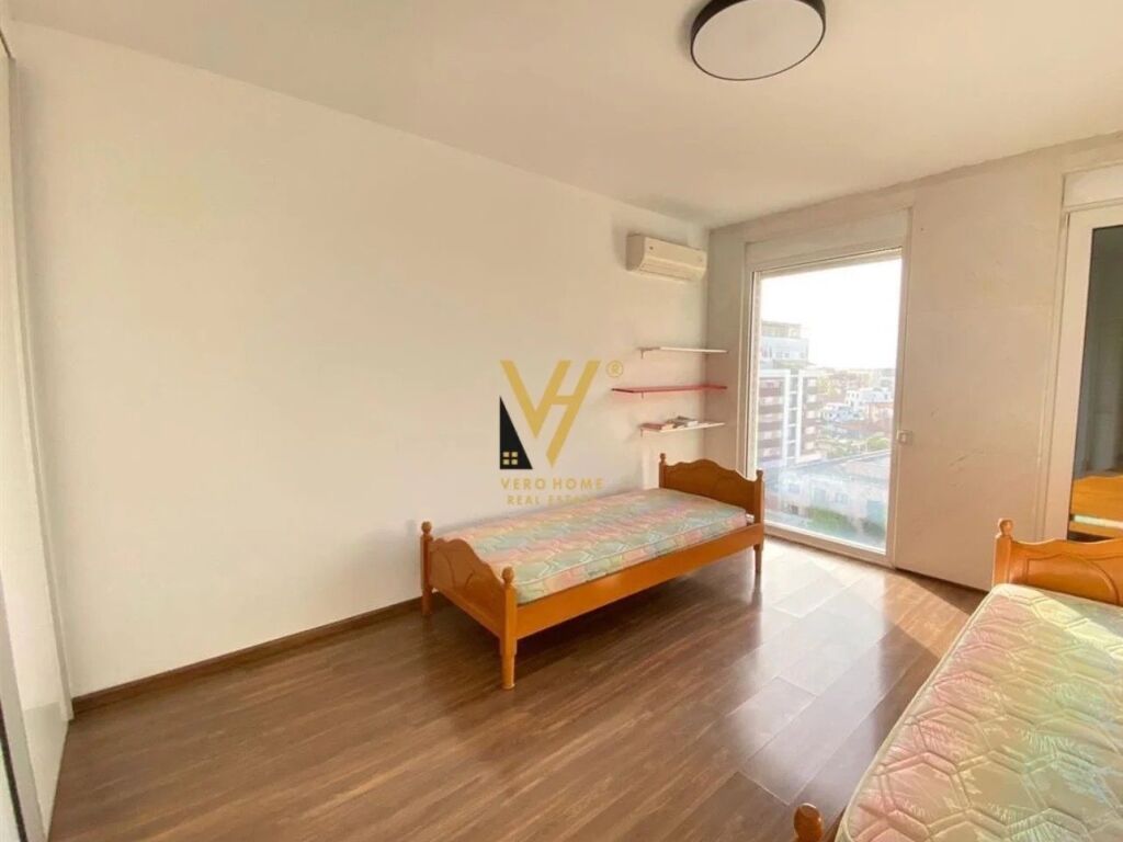 Jepet Apartament 2+1+2+ballkon me qera te 21 Dhjetori 140 m2 3
