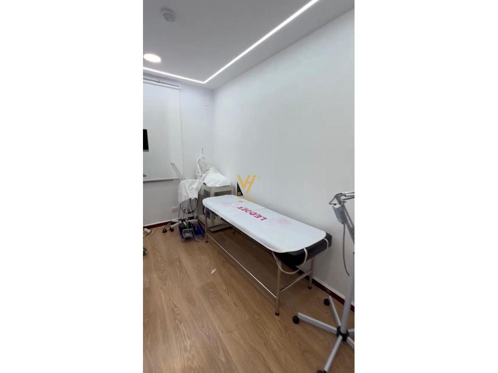JEPET ZYRE 80 M2 ME QIRA NE BLLOK 120.000 LEKE 2