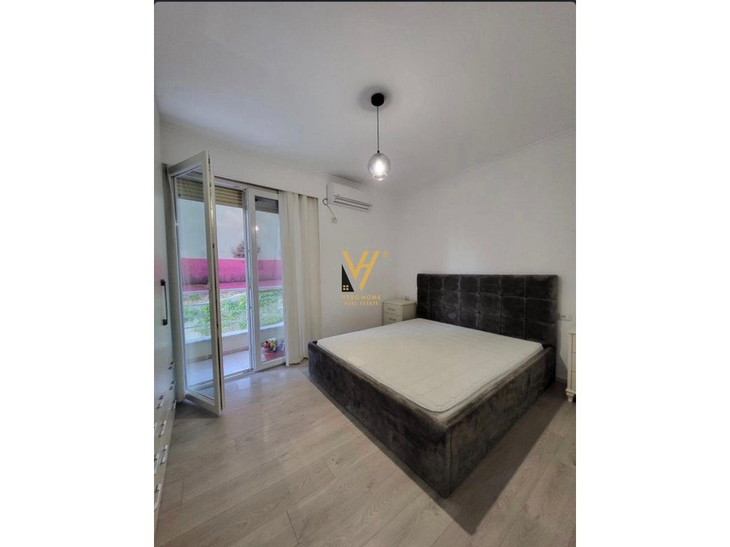 JEPET APARTAMENT 2+1 ME QIRA TE KOPSHTI ZOOLOGJIK 55.000 LEKE 3