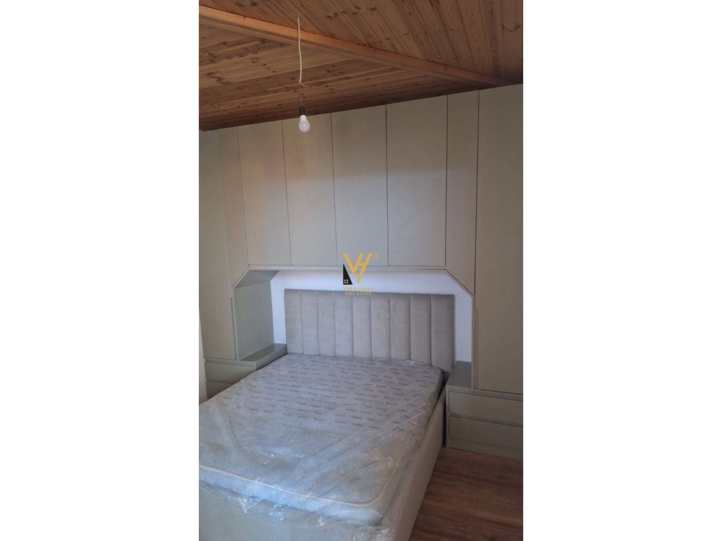 JEPET DUPLEX 2+1+2+2BLK ME QERA NE SHKOZE 70.000 LEKE 3