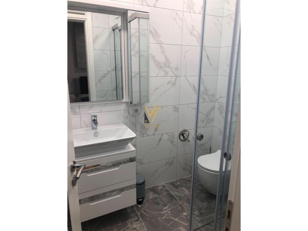 Shitet Apartament 2+1+2+garazhd te Kopshti Botanik 116 m2 3