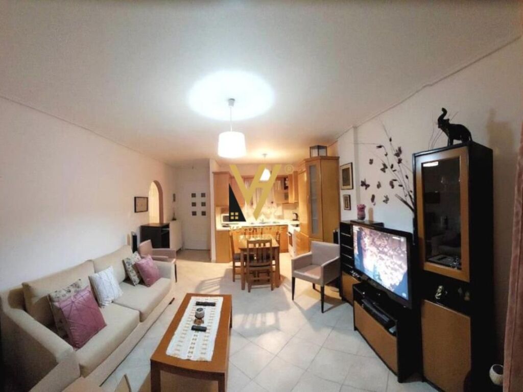 Okazion Shitet Apartament 2+1+2+ballkon te Galeria, Rruga e Barrikdave 105 m2