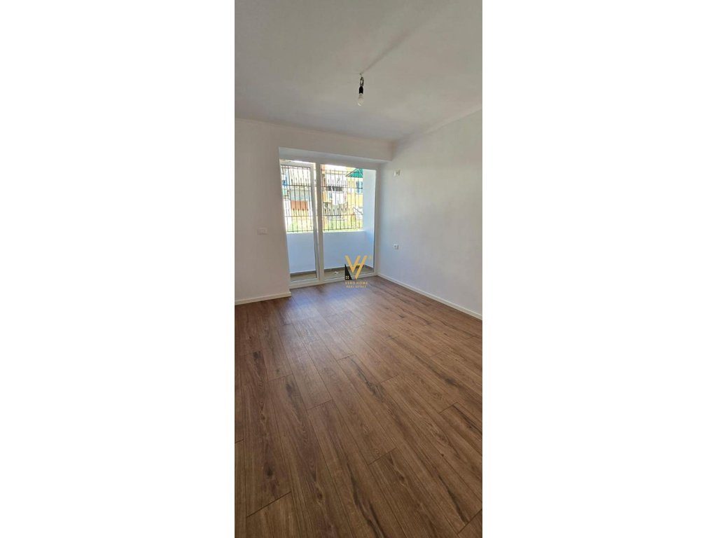 SHITET APARTAMENT 1+1+BLK TE MOZAIKU TIRANES 110.000 EURO 3