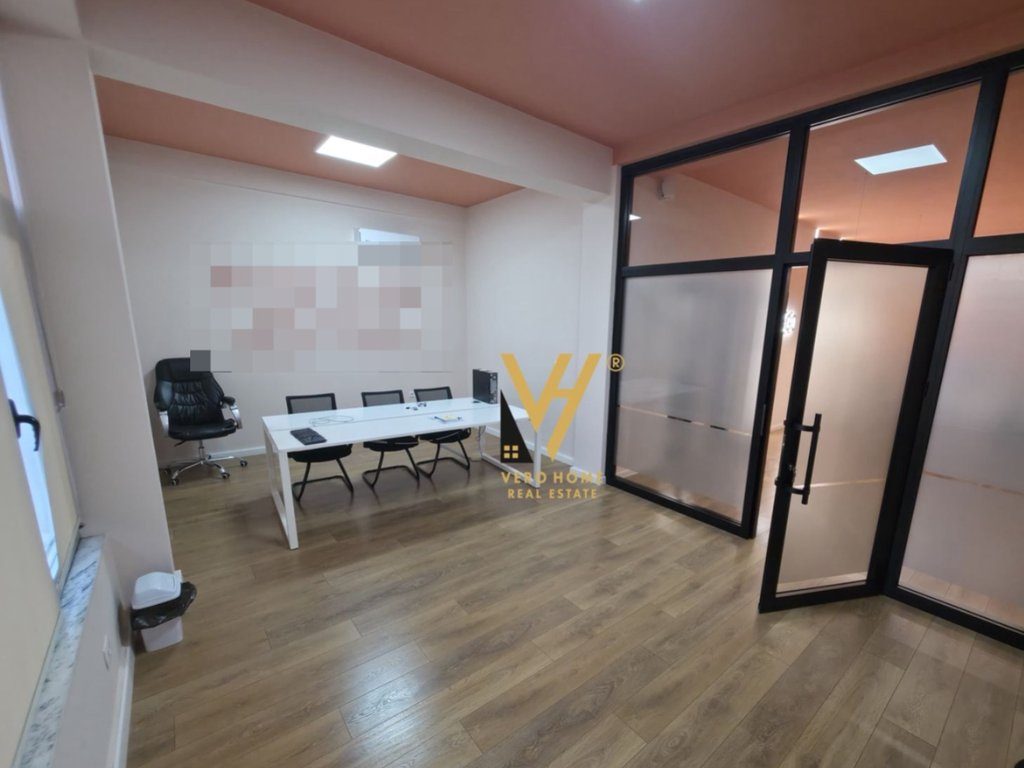 JEPET ZYRE 200 M2 ME QERA NE FARKE 2.000 EURO 4