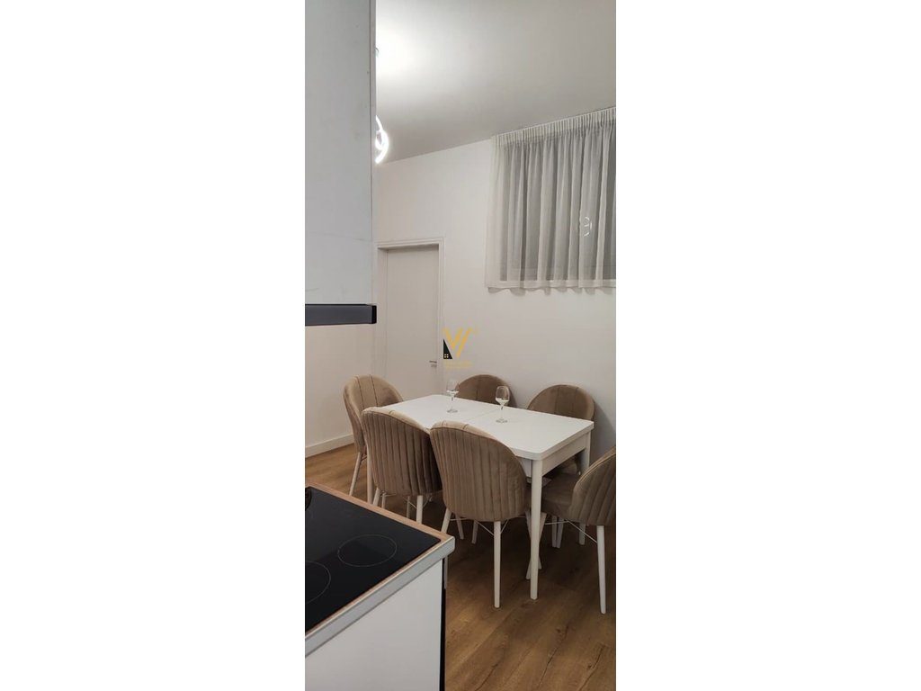 JEPET APARTAMENT 1+1+BLK ME QIRA TE RRUGA E KAVAJES 65.000 LEKE 3