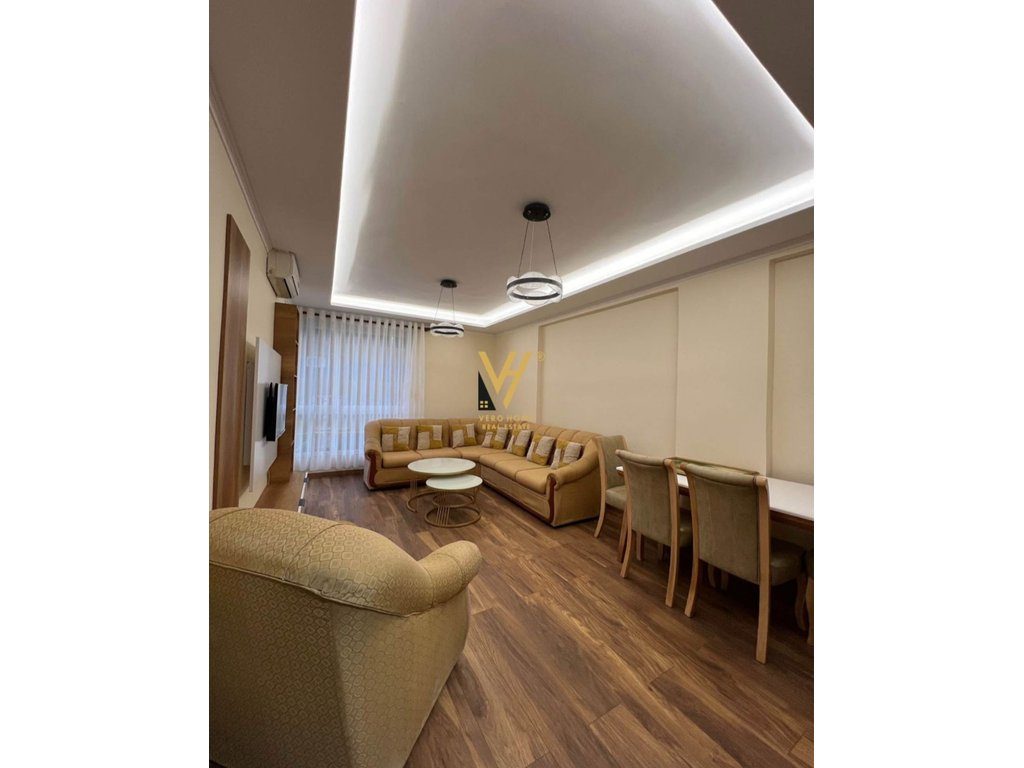 JEPET APARTAMENT 1+1 ME QERA TE PAZARI RI 600 EURO