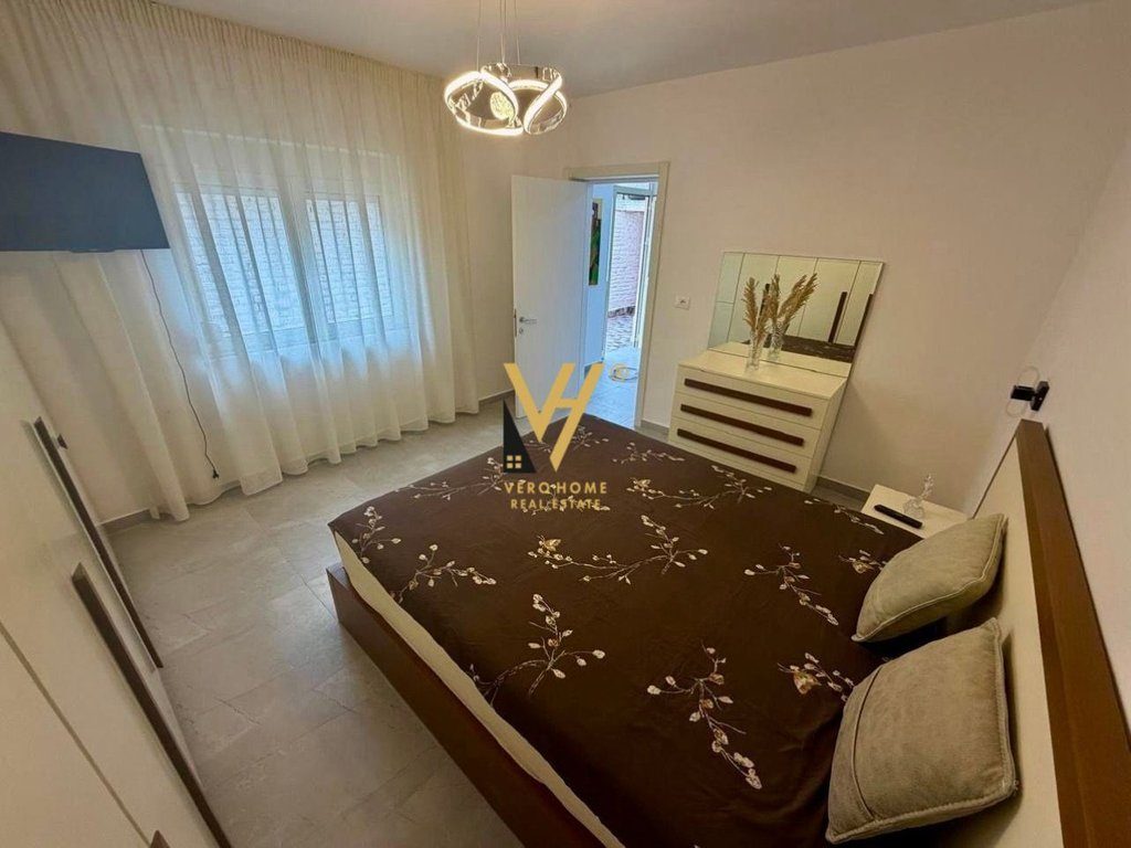 JEPET DUPELX ME QIRA TE FAKULTETI I SHKENCAVE TE NATYRES 60.000 LEKE 3