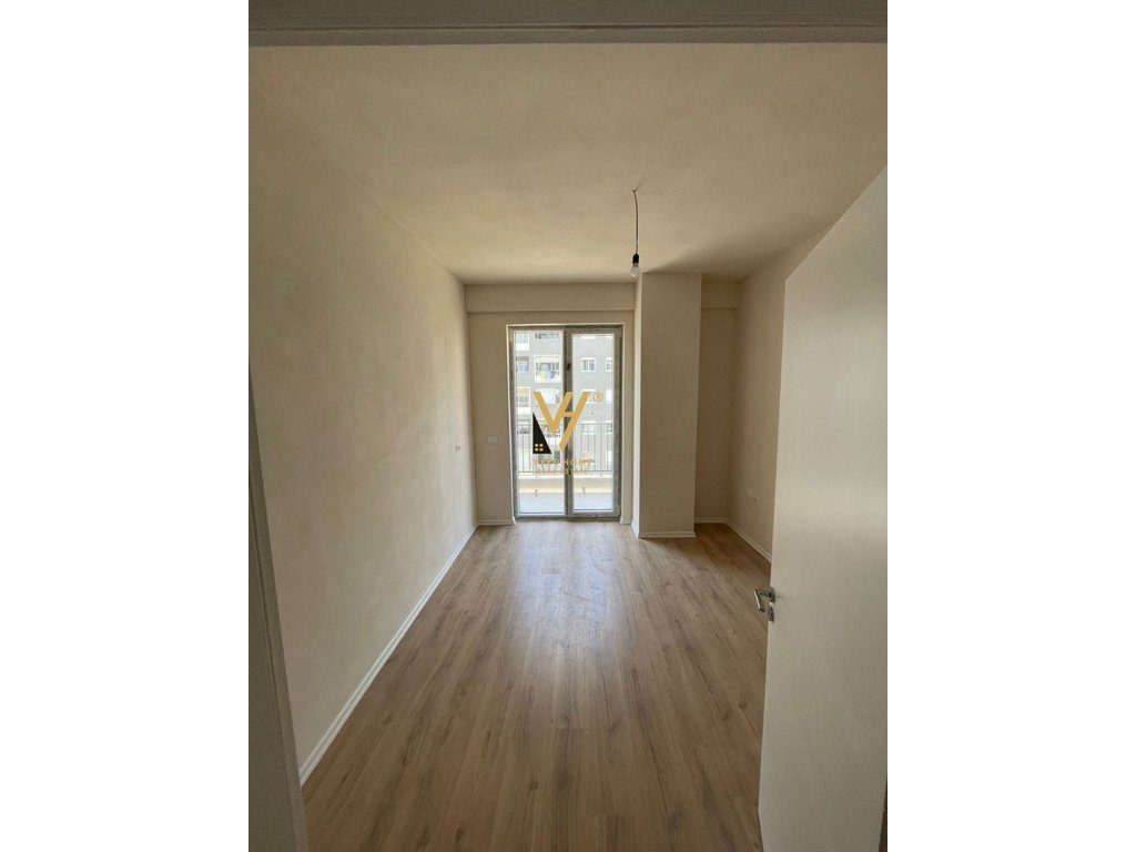 SHITET APARTAMENT 3+1+2+BLK TEK KOMUNA E PARISIT 375.000 EURO 2