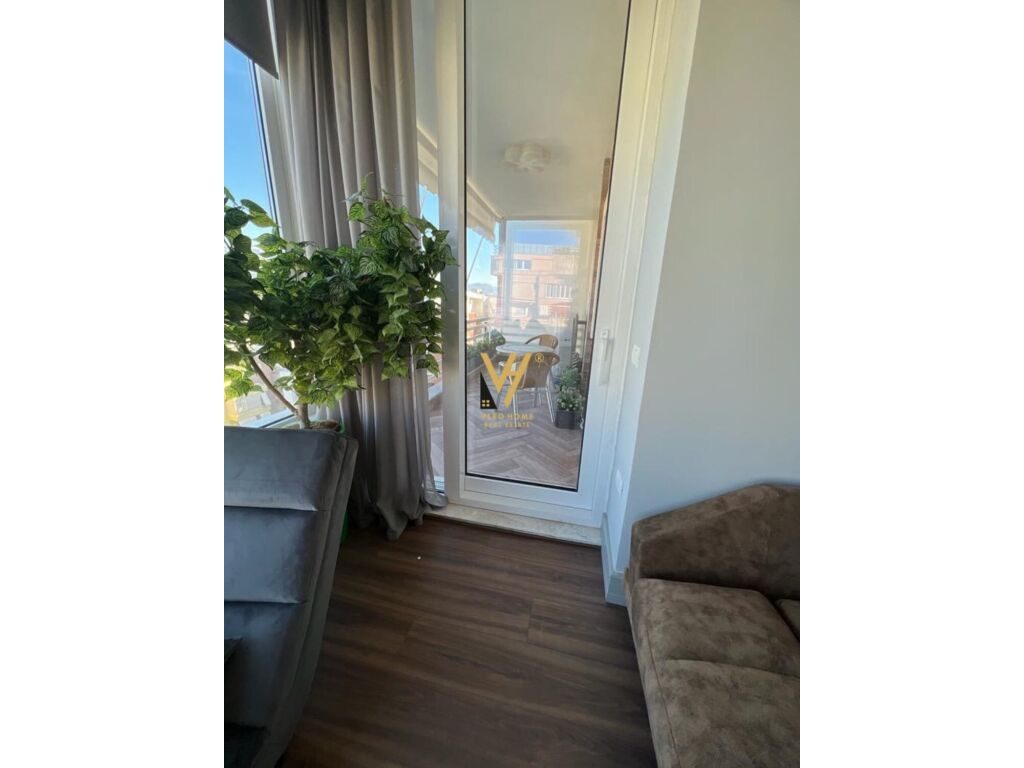 Shitet Apartament 2+1+2 te Liqeni i Thate 125 m2