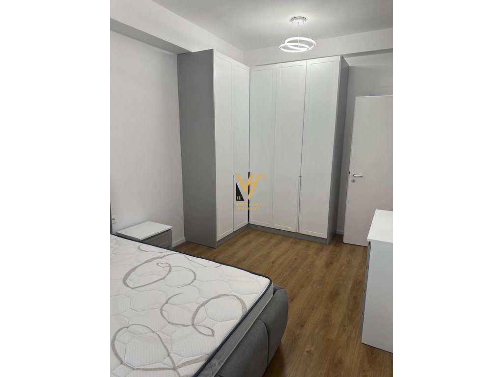JEPET APARTAMENT 1+1+BLK ME QIRA TE KADIU, ALI DEM 40.000 LEKE 4