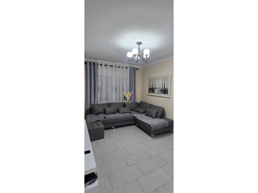 JEPET APARTAMENT 2+1 ME QERA NE ASTIR 550 EURO