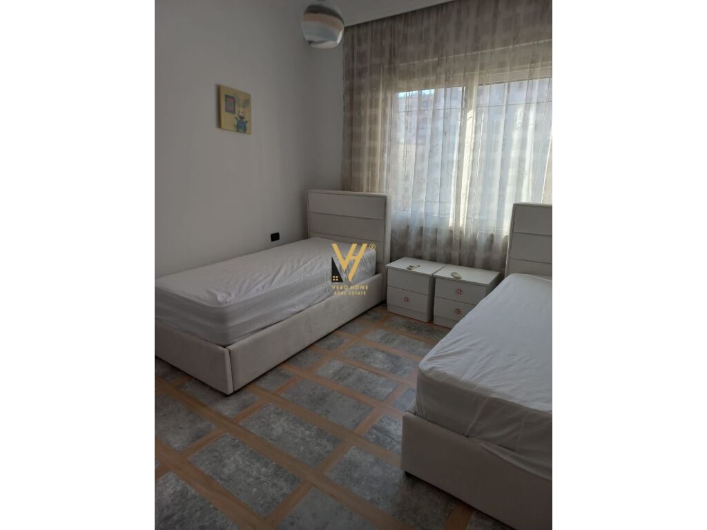 Jepet Apartament 2+1+post parkimi te Blloku 117 m2 4