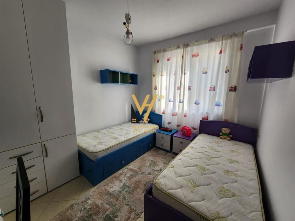Jepet Apartament 2+1+ballkon me qera te Fresku 100 m2
