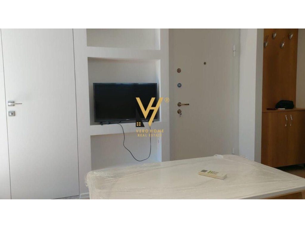 JEPET APARTAMENT 1+1+VERANDE ME QERA MEDRESEJA 600 EURO 3