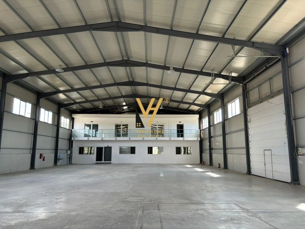 Shitet Kapanon dhe Truall ne Marikaj , Vore 1620 m2 4