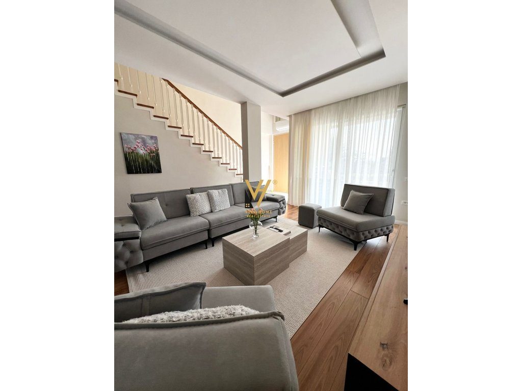 JEPET VILE DY KATESHE ME QERA NE PRUSH 1.600 EURO 2